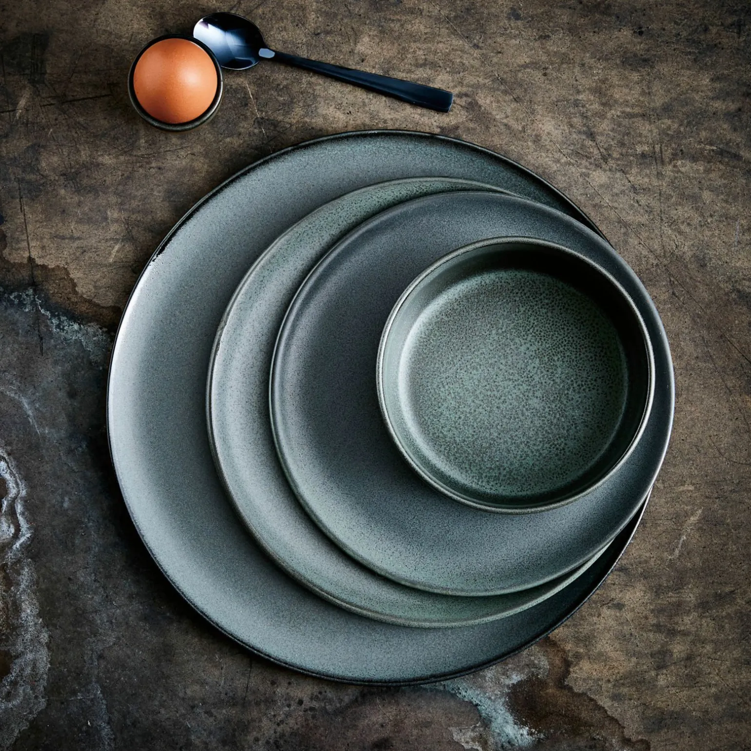 Aida Servierteller 34cm grün