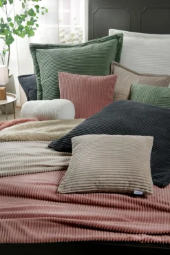 casa NOVA Nackenrolle grün