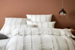 Elegante Flanell-Bettwäsche weiß