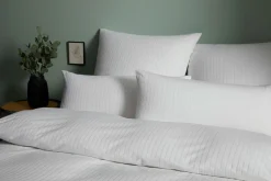 Elegante Mako-Feinjersey-Bettwäsche weiß