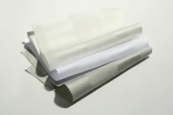 Elegante Mako-Satin-Bettwäsche silberfarben