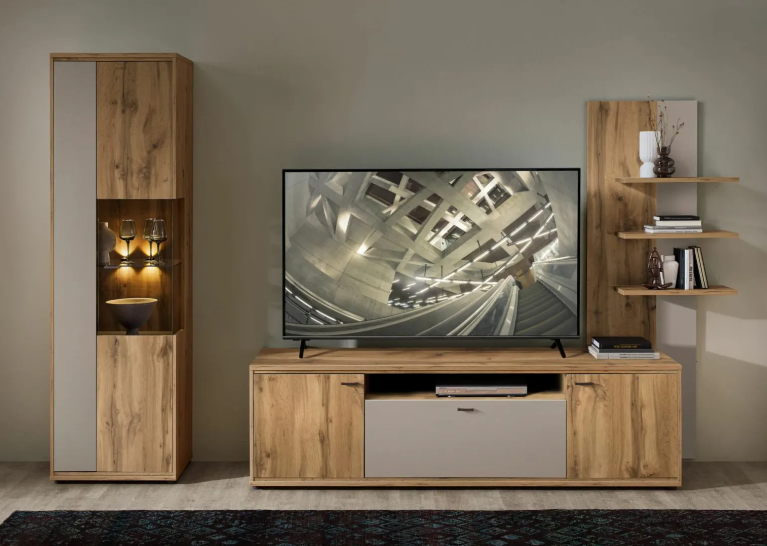 FAKTA Wohnwand braun