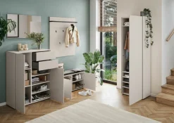 Garderoben- und Sitzbank beige