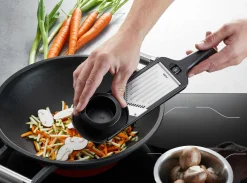 Gefu V-Hobel schwarz