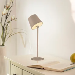 JUST LIGHT LED-Tischleuchte 1flg braun