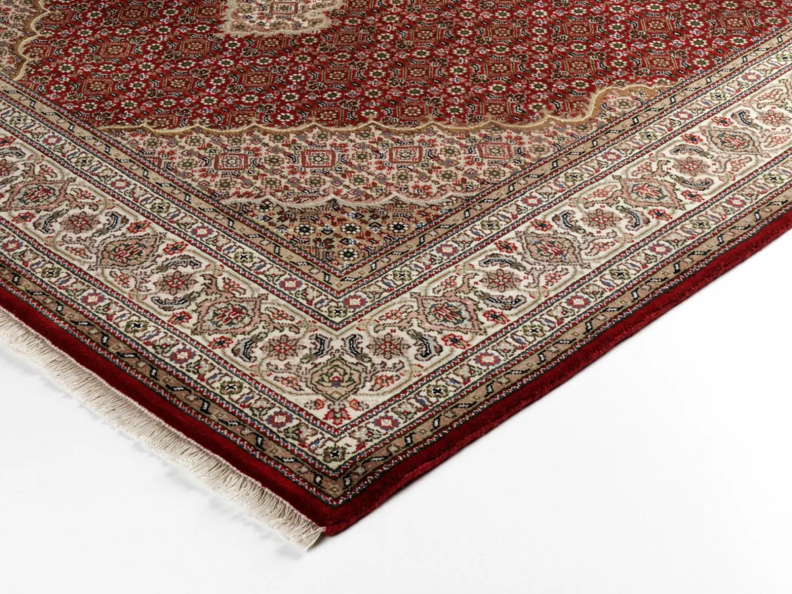 OCI Handknüpfteppich rot