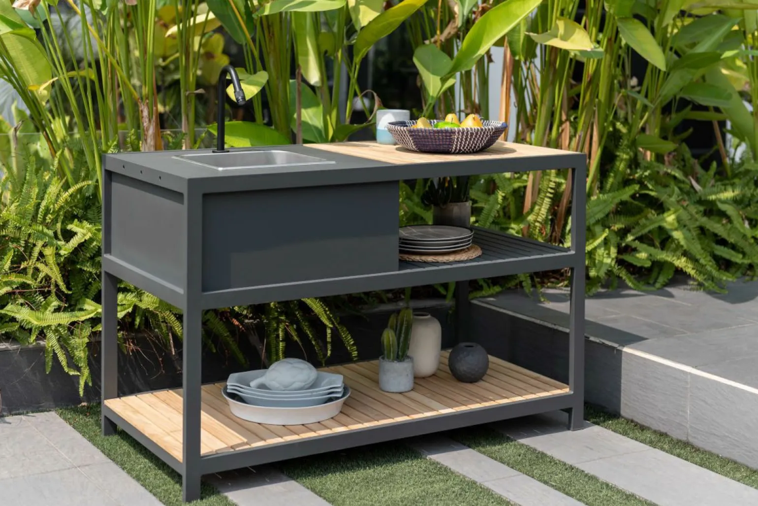 OUTDOOR Outdoorküche braun