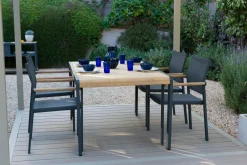 OUTDOOR Stapelstuhl braun