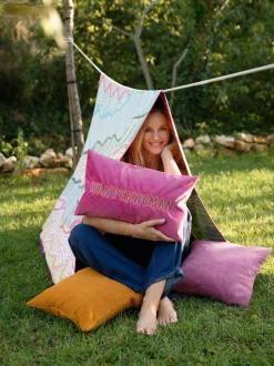 Pad Concept Kissenhülle WANDERWOMAN pink