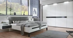 Schlafzimmer weißschwarz