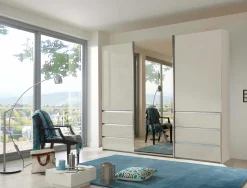 Schwebetüren-Funktionsschrank beige