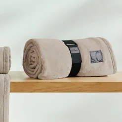 s.Oliver Wohndecke beige