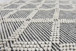 Theo Keller Handwebteppich beige